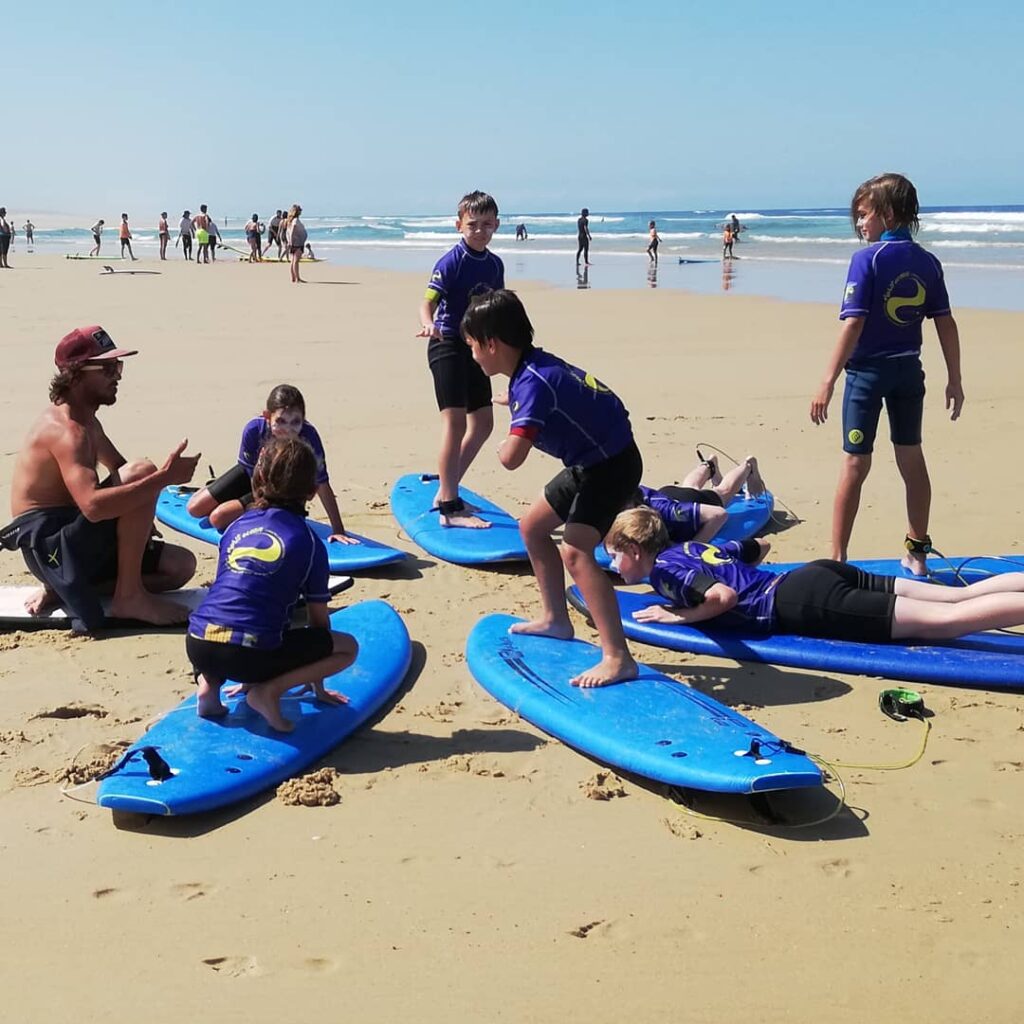 cours-de-surf-enfant-cap-de-l'homy-lit-et-mixe-2